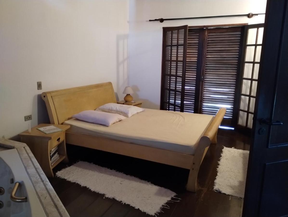 Casa A 250m Martim De Sa, Praia, Boas Opcoes De Lazer
